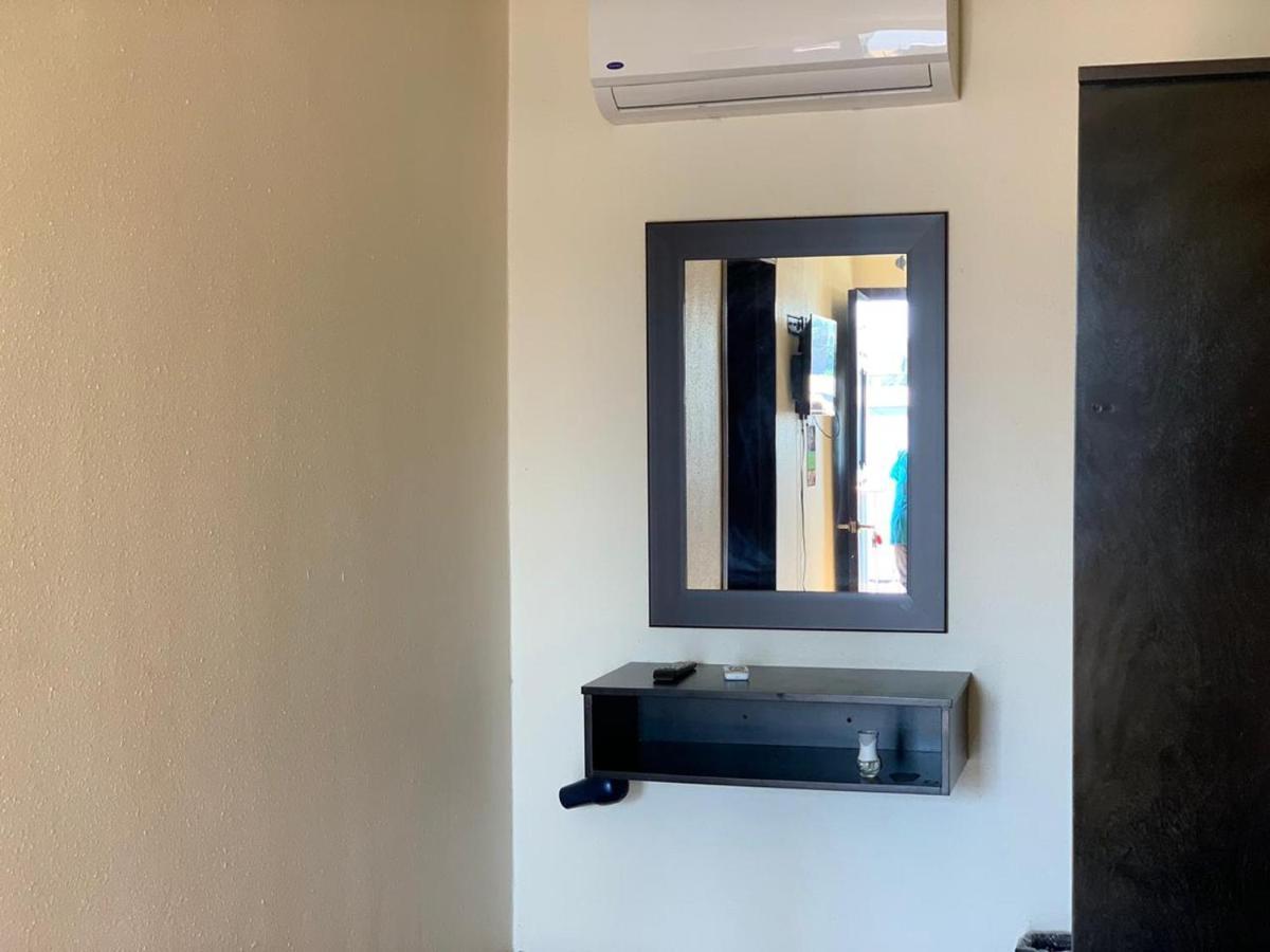Habitaciones Maria Энсенада Экстерьер фото